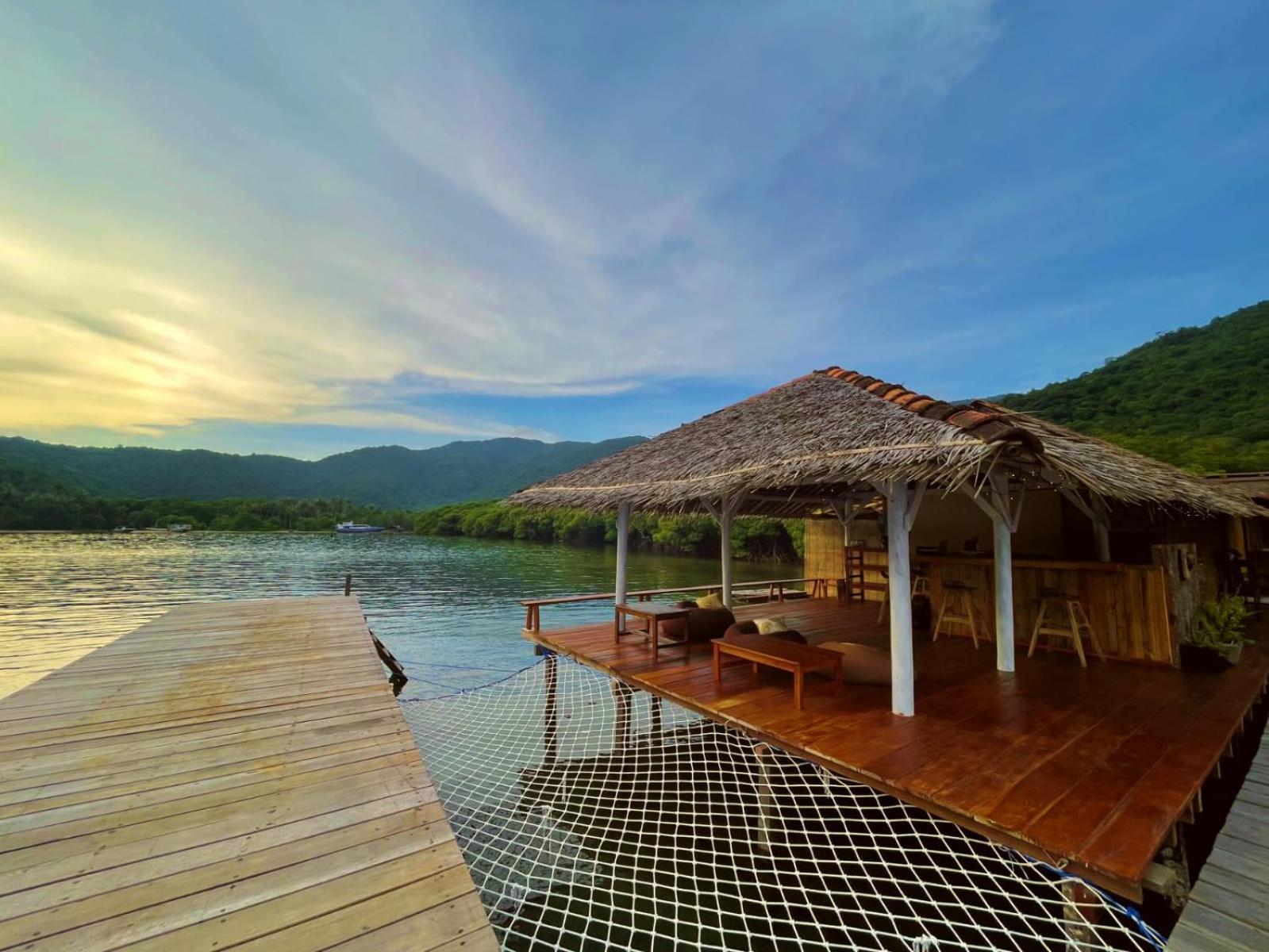 Floating Paradise Karimunjawa Exterior photo