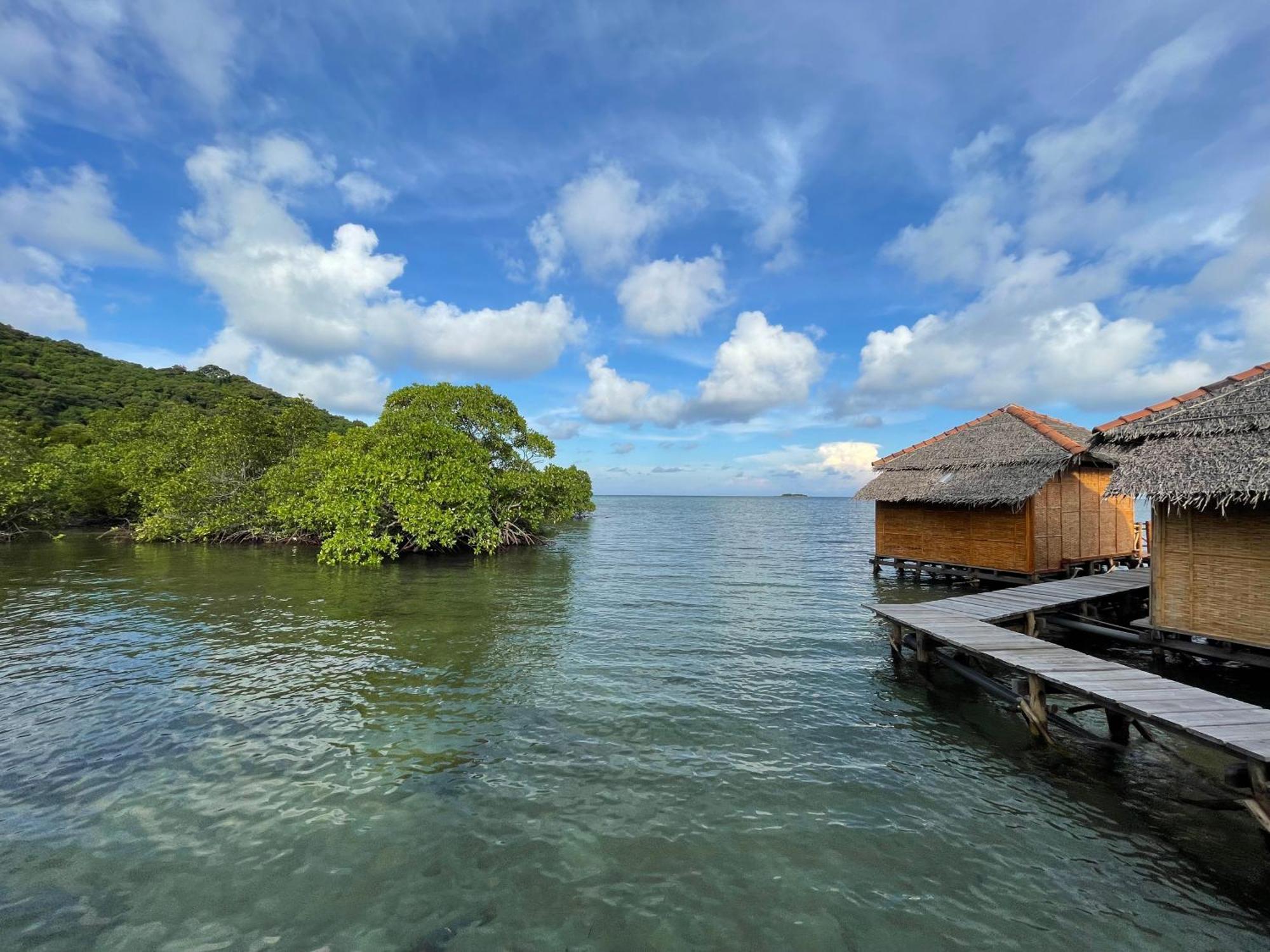 Floating Paradise Karimunjawa Exterior photo