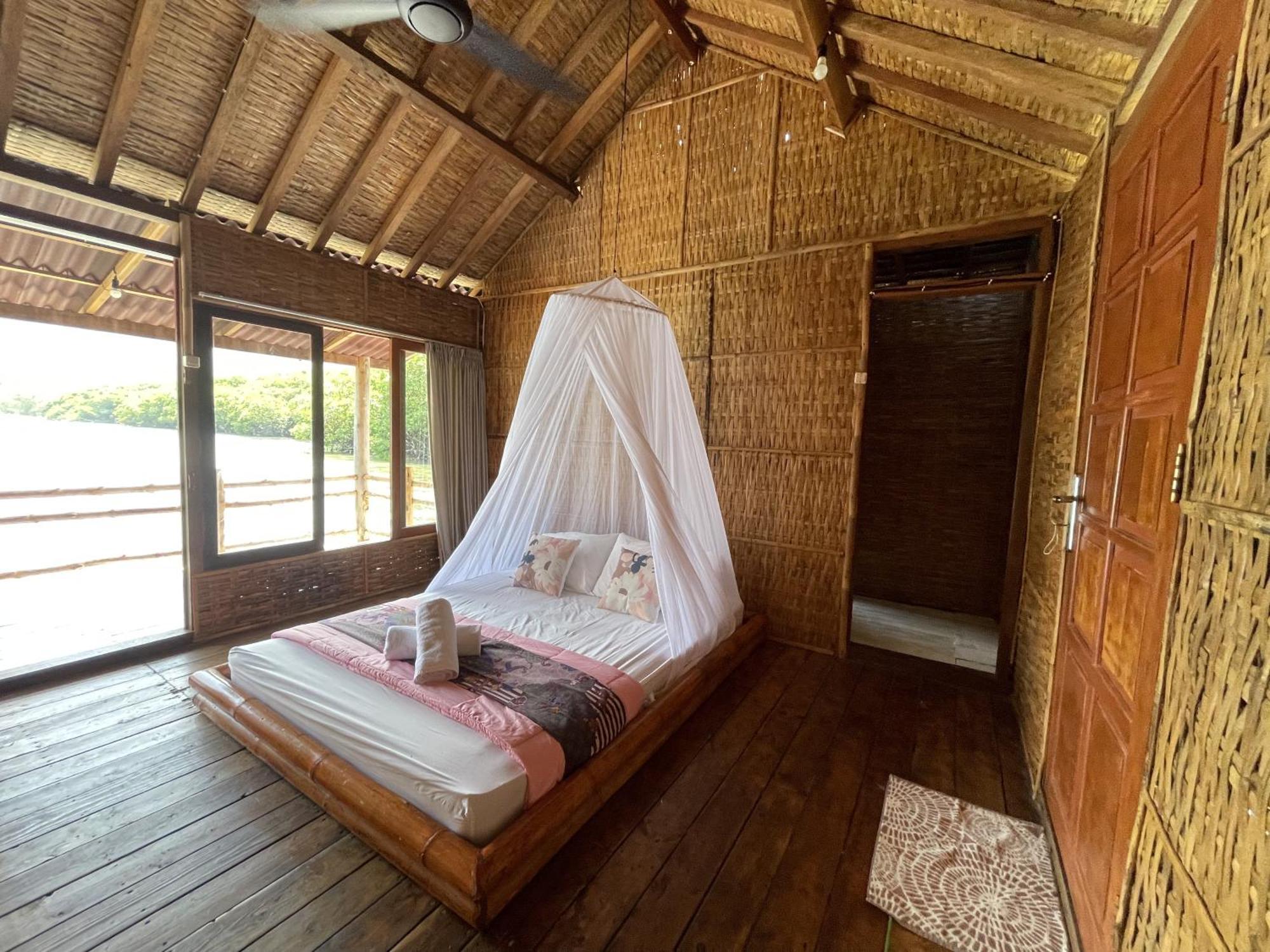 Floating Paradise Karimunjawa Exterior photo