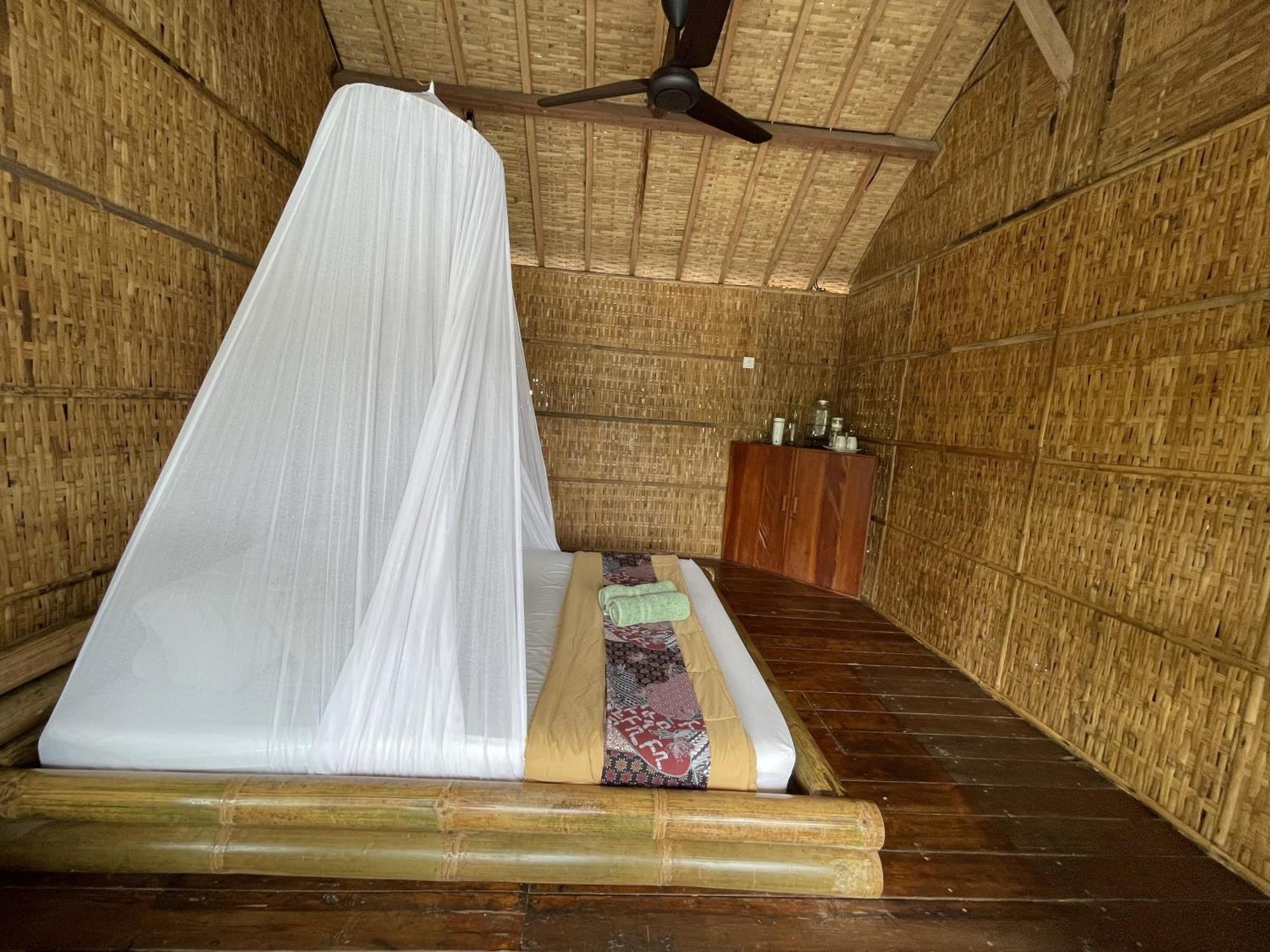 Floating Paradise Karimunjawa Exterior photo