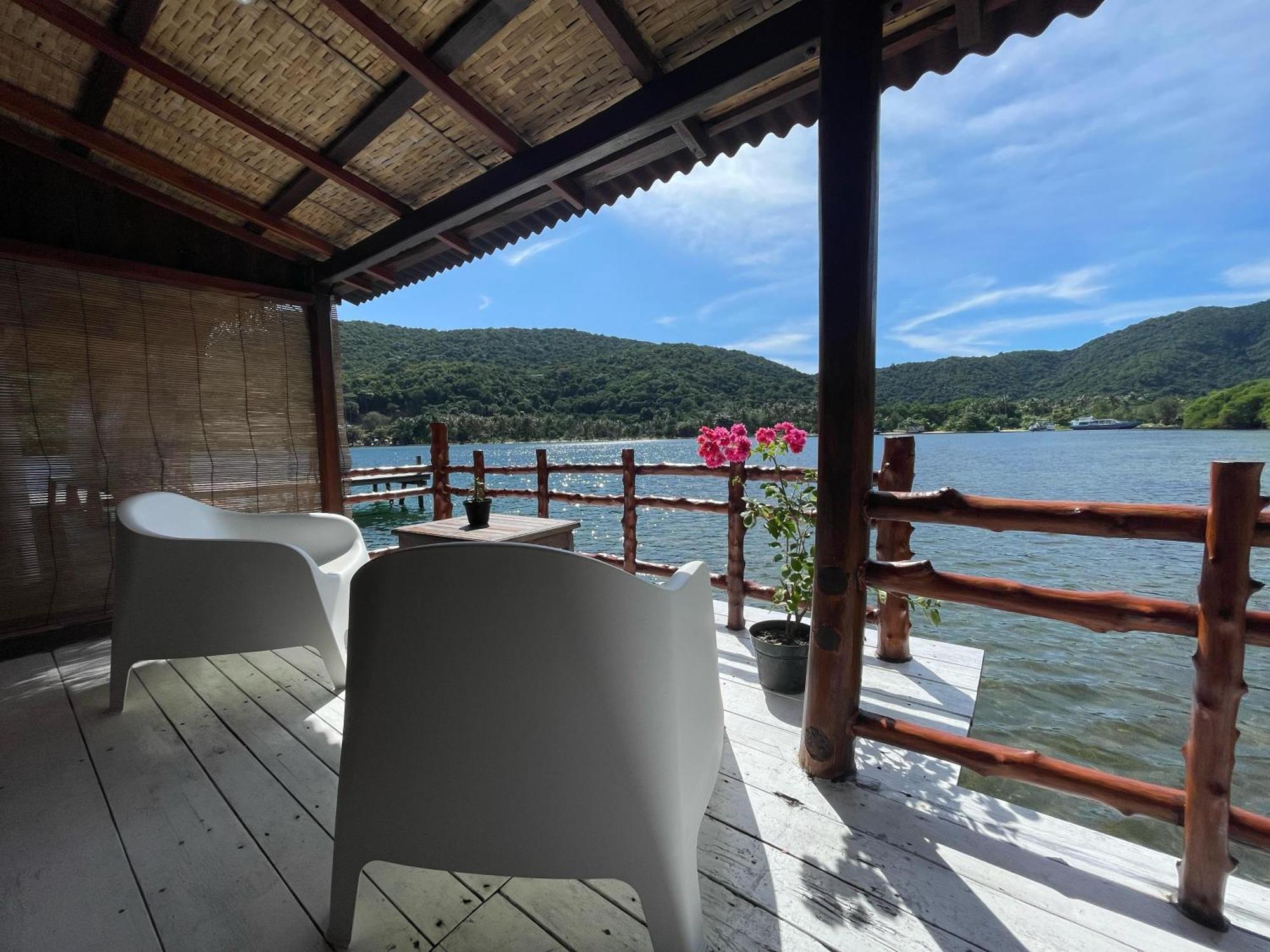 Floating Paradise Karimunjawa Exterior photo